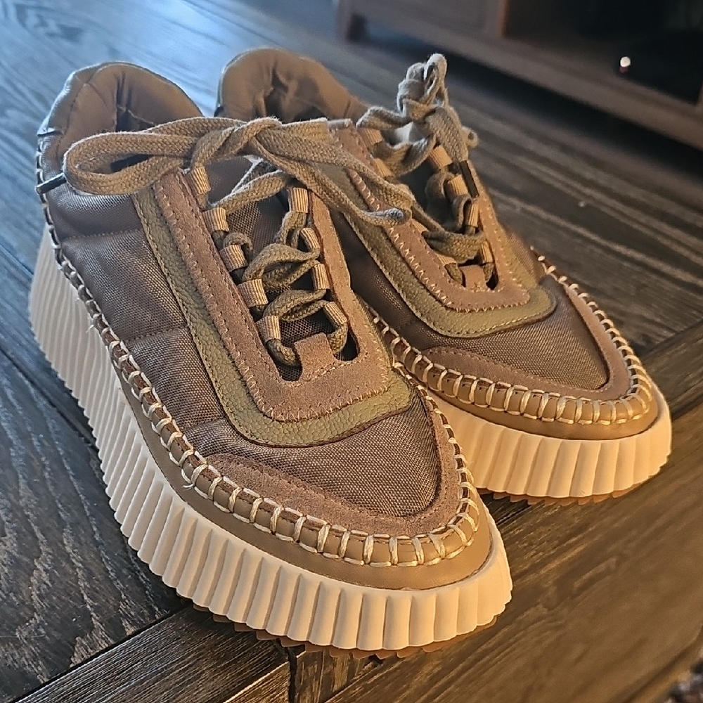 Dolce Vita Womens Sneakers